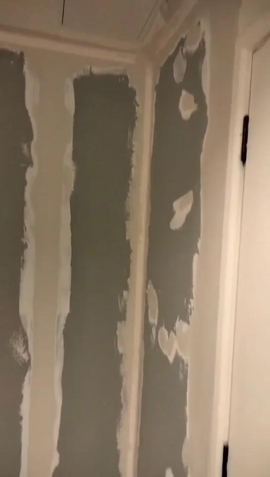 Wall lining and board joints shown in the North Terrace renovation recording